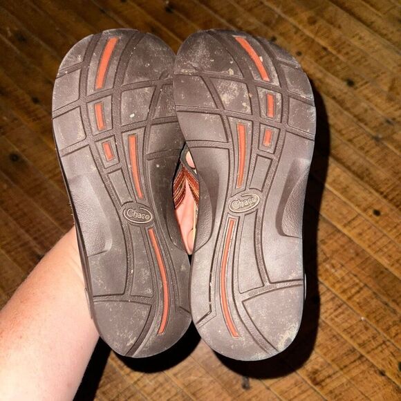Chaco leather orthotics gorpcore size 6 outdoorsy flip flops - Picture 2 of 6